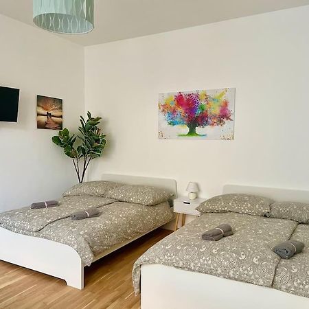 Ferienwohnung 15 Min To Center - Free Parking - Sunny & Quiet Wien Exterior foto